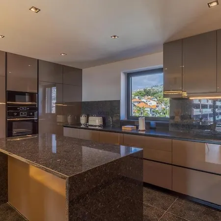 Apartment Serenity Madeira Pool, Ac & Family Friendly *