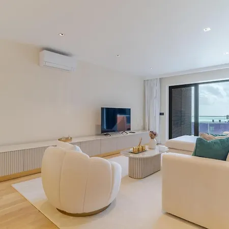Apartment Serenity Madeira Pool, Ac & Family Friendly